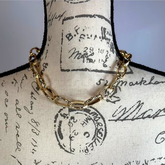 8 Other Reasons Hammered Paper Clip Necklace 16" + 2" Extender - Picture 4 of 8